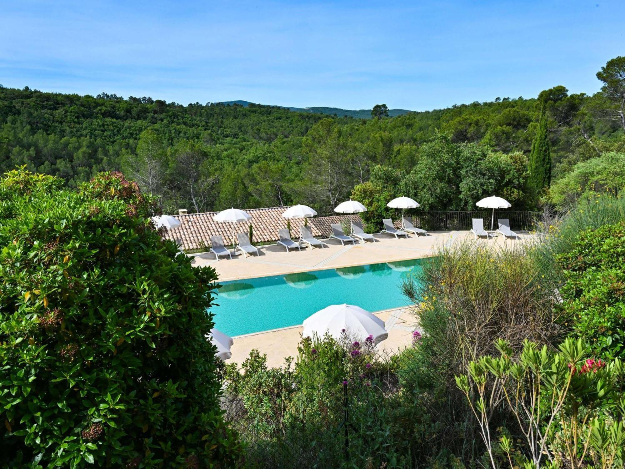 Hotel Mercure Brignoles Golf de Barbaroux&Spa Extérieur photo