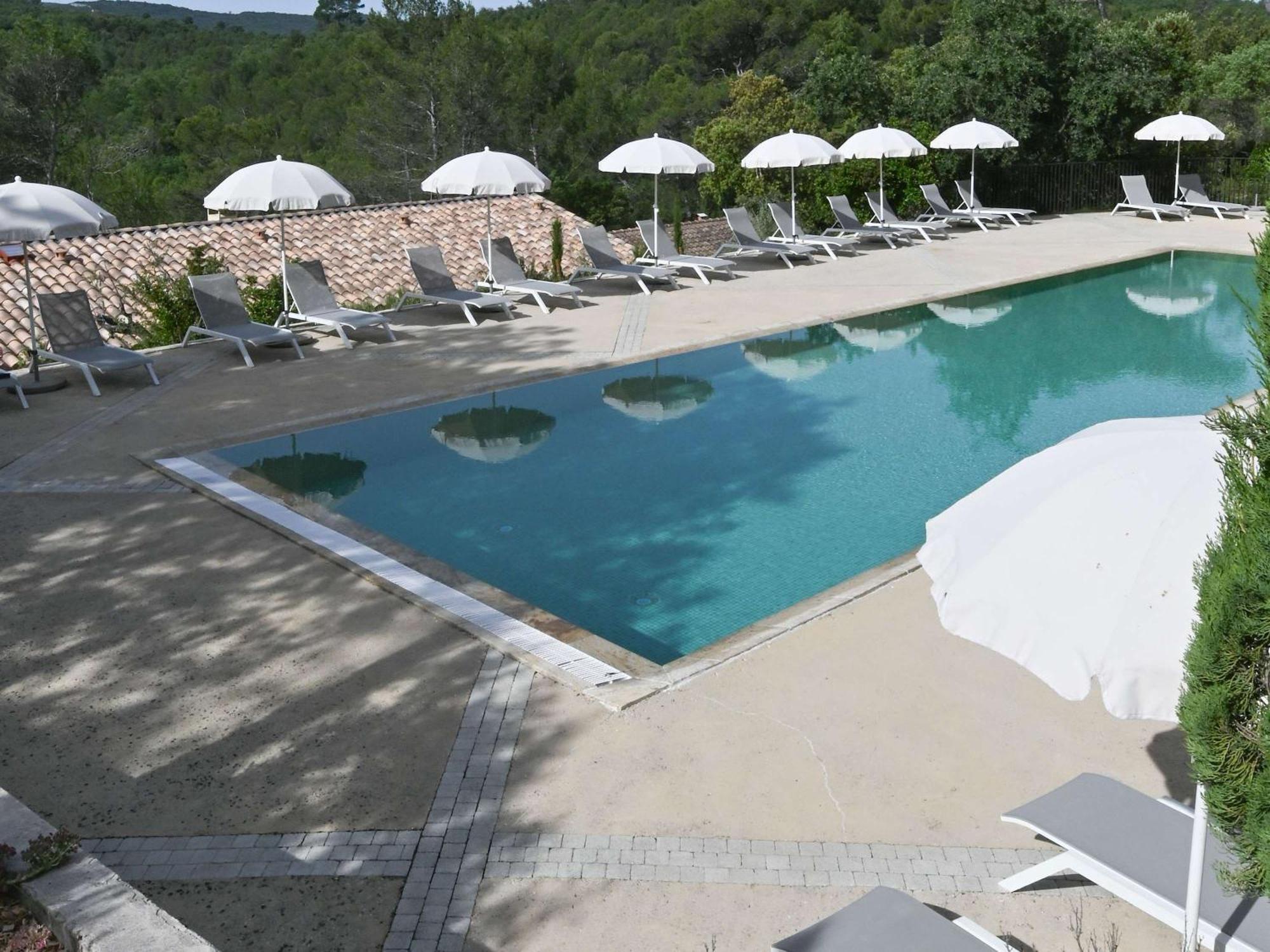 Hotel Mercure Brignoles Golf de Barbaroux&Spa Extérieur photo